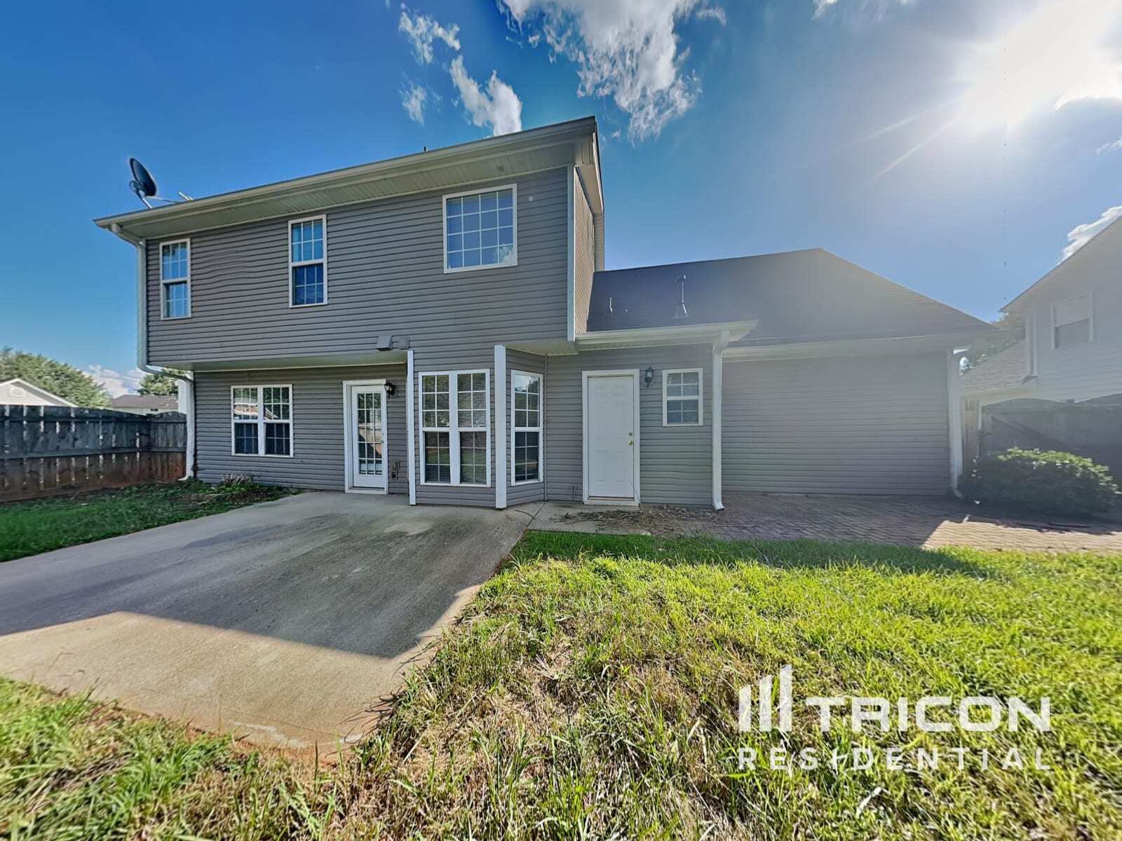 Building Photo - 332 Coburn Ct