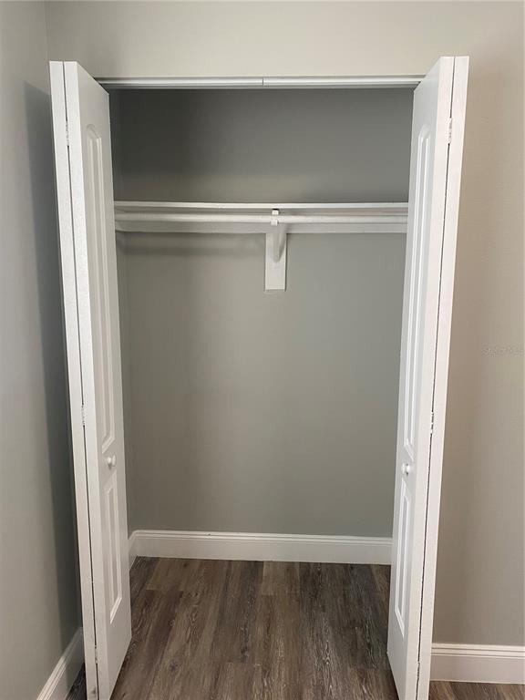 Building Photo - 7014 Glenview Dr