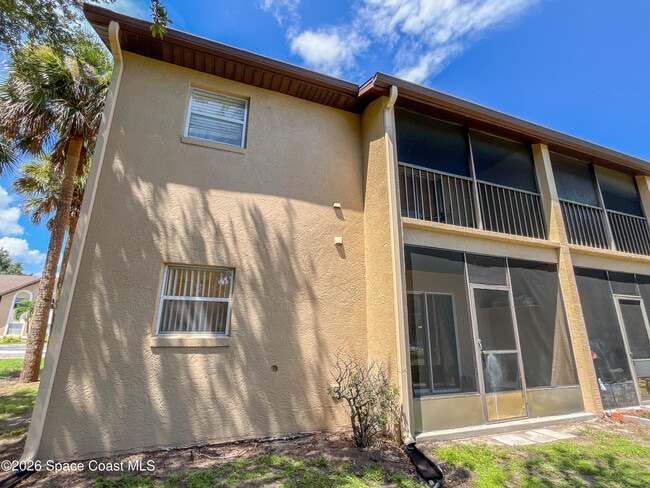 Building Photo - 101 Summer Pl