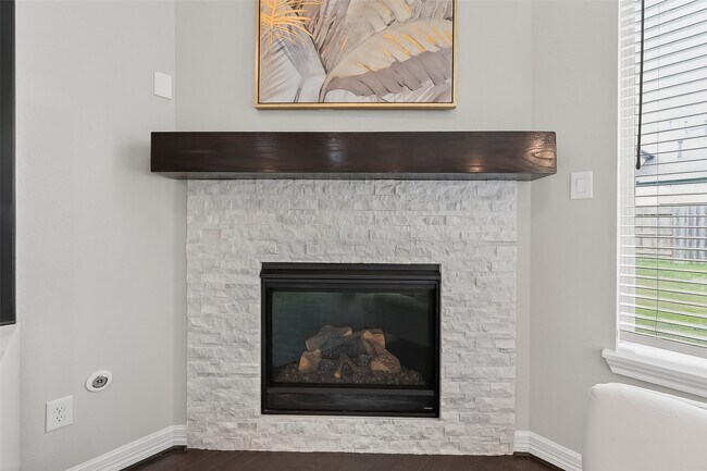 Building Photo - 4018 Martin Ridge Dr