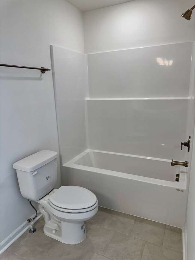 Building Photo - #brandnew, #garage, #3bedsuitesw/private b...