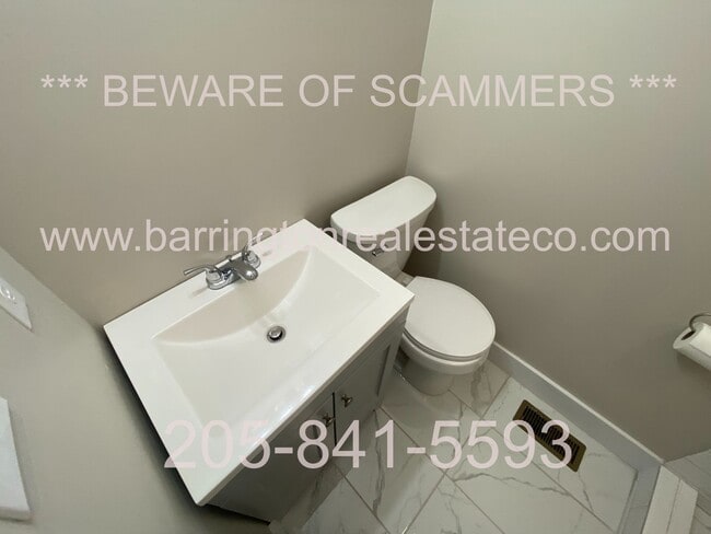 Building Photo - 309 Gamma St S