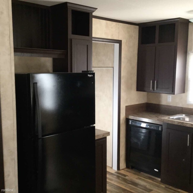 Building Photo - 3 br, 2 bath Mobile Home - Dry Creek Lot #019