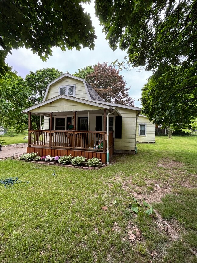 Building Photo - 1214 S Eaton St