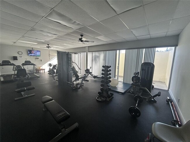 Building Photo - 7625 Sun Island Dr S