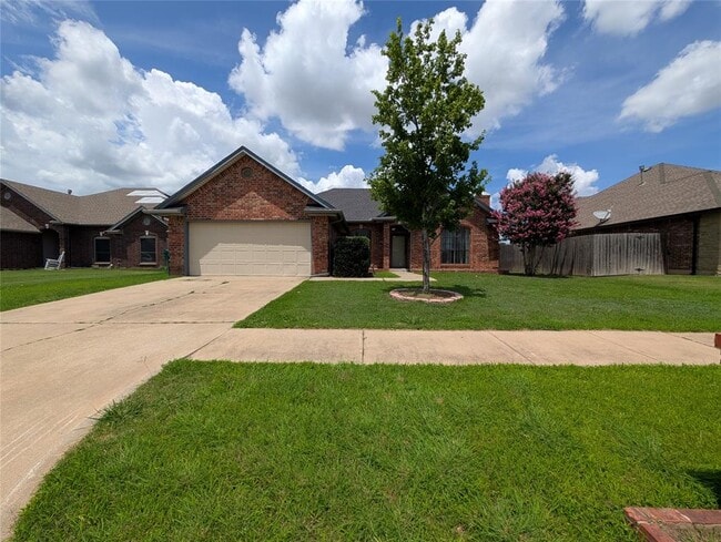 Primary Photo - 609 SW 151st St