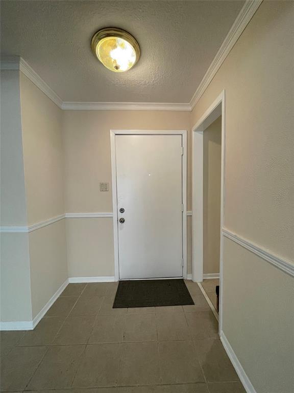 Building Photo - 15307 Pebble Lake Dr