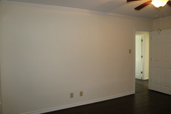 Building Photo - 1237 Centerville Rd