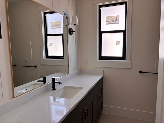 Building Photo - BRAND NEW 5 bed | 3.5 bath | 3 car garage ...