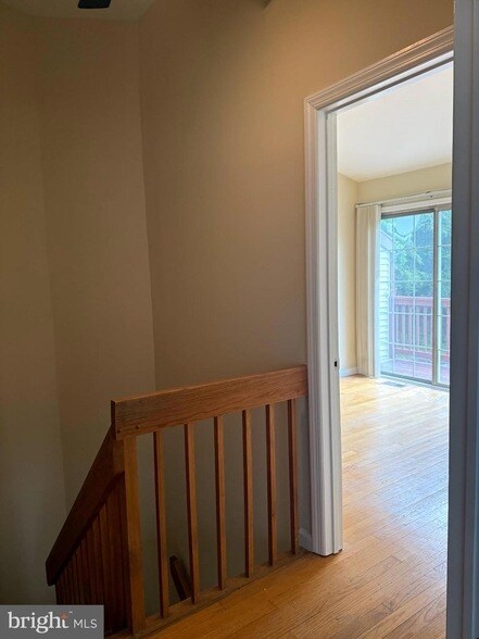 Building Photo - 6202 Cedar Ct
