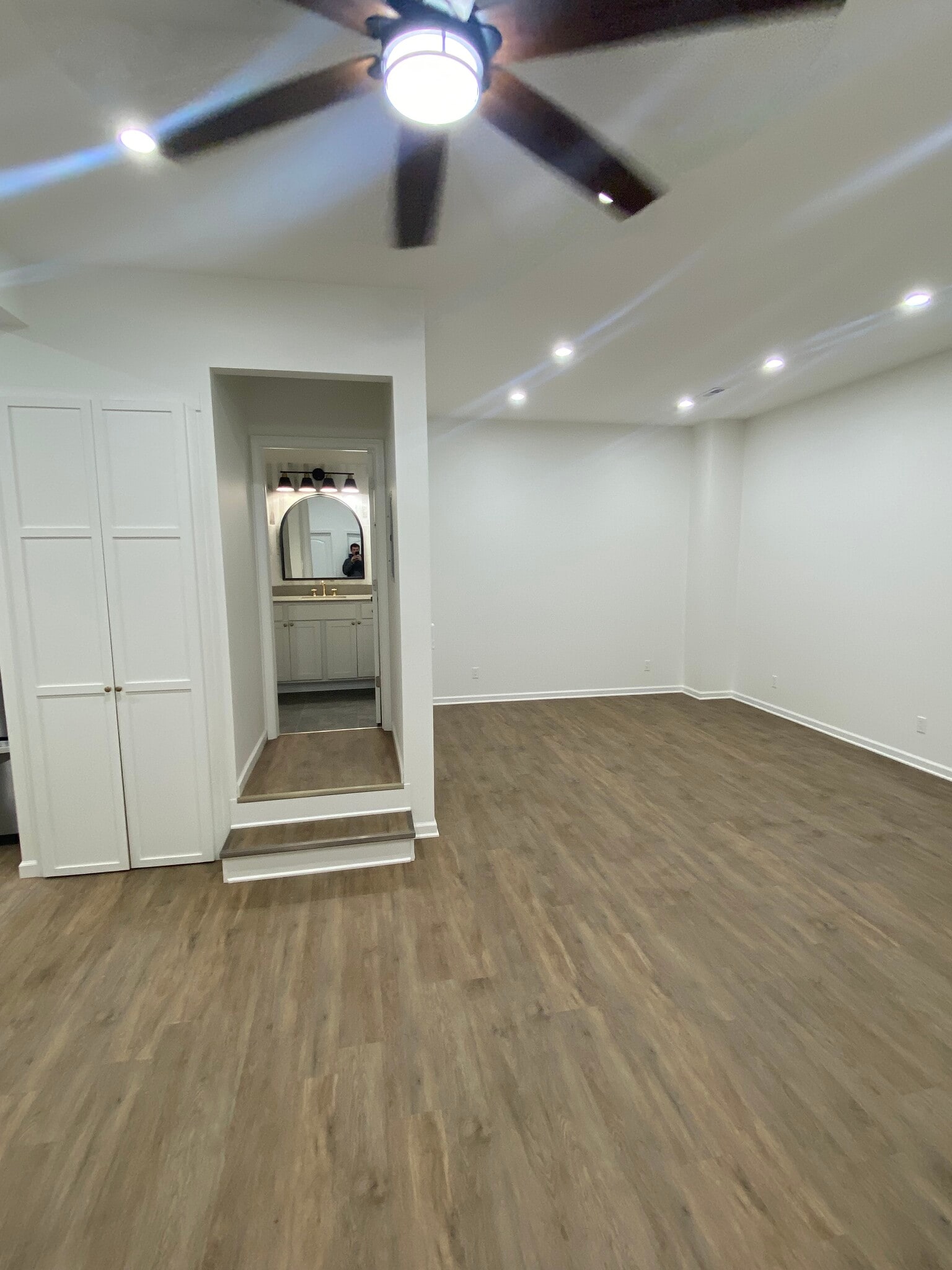 Building Photo - 203 E Ellsworth St