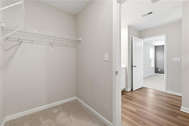 Building Photo - 21 Golden Eagle Pkwy