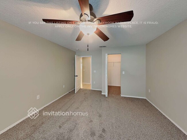 Building Photo - 240 Star Shell Dr