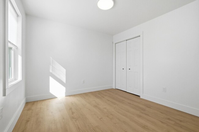 Building Photo - New Renovation - Sharpsburg