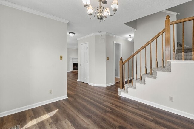 Building Photo - 383 Bosca Ct