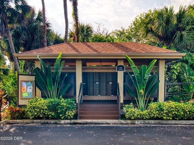Building Photo - 1401 S Palmetto Ave