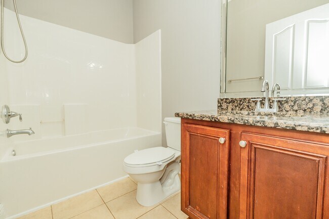 Building Photo - 406 Pendo Pl