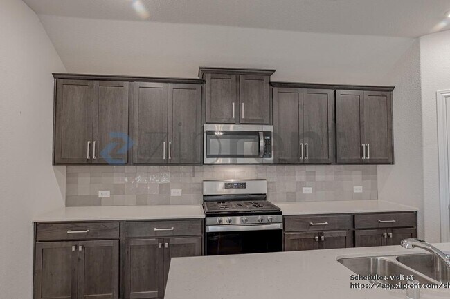 Building Photo - 547 Delaware RD