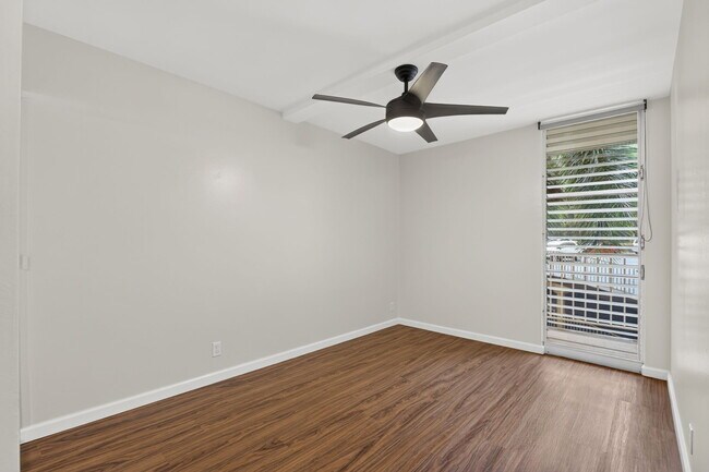 Building Photo - 95-257-257 Waikalani Dr