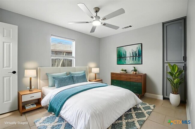 Building Photo - 4005 Midway Dr