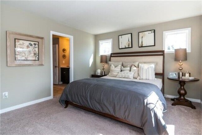 Building Photo - 8079 Rutland Village Dr, Mechanicsville, V...