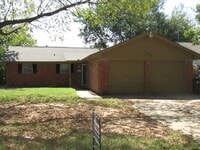 Building Photo - 989 Barkley Cir