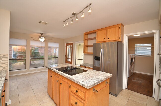 Building Photo - 12310 Burgoyne Dr