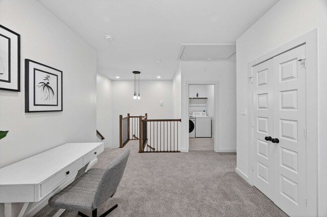 Building Photo - 2914 El Fenice Ln