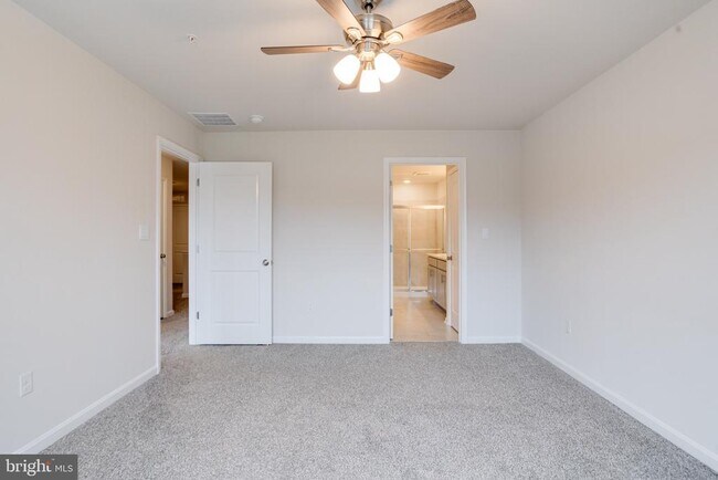 Building Photo - 148 Correri St