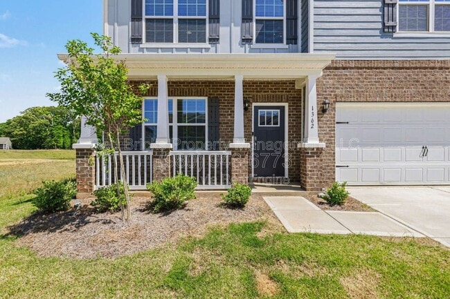 Building Photo - 1362 Secrest Cmns Dr