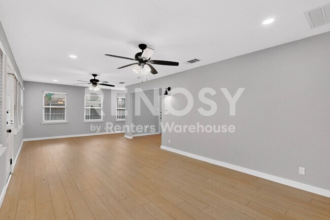 Building Photo - 1408 Seely St