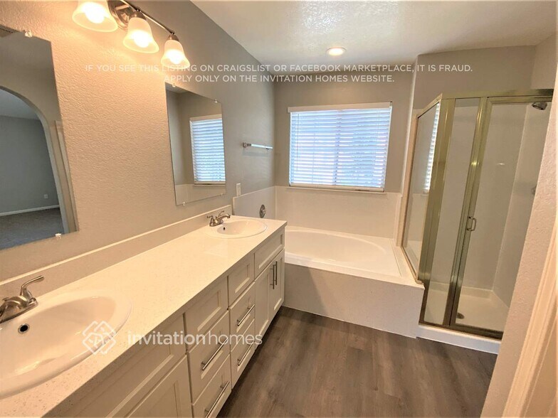 Building Photo - 148 Suncrest Way