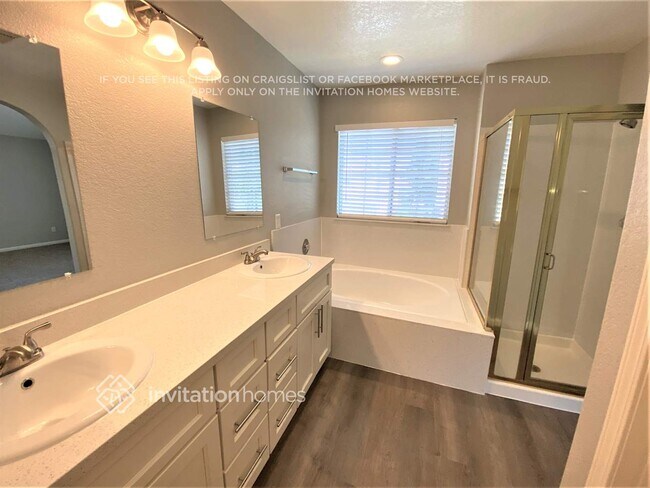 Building Photo - 148 Suncrest Way