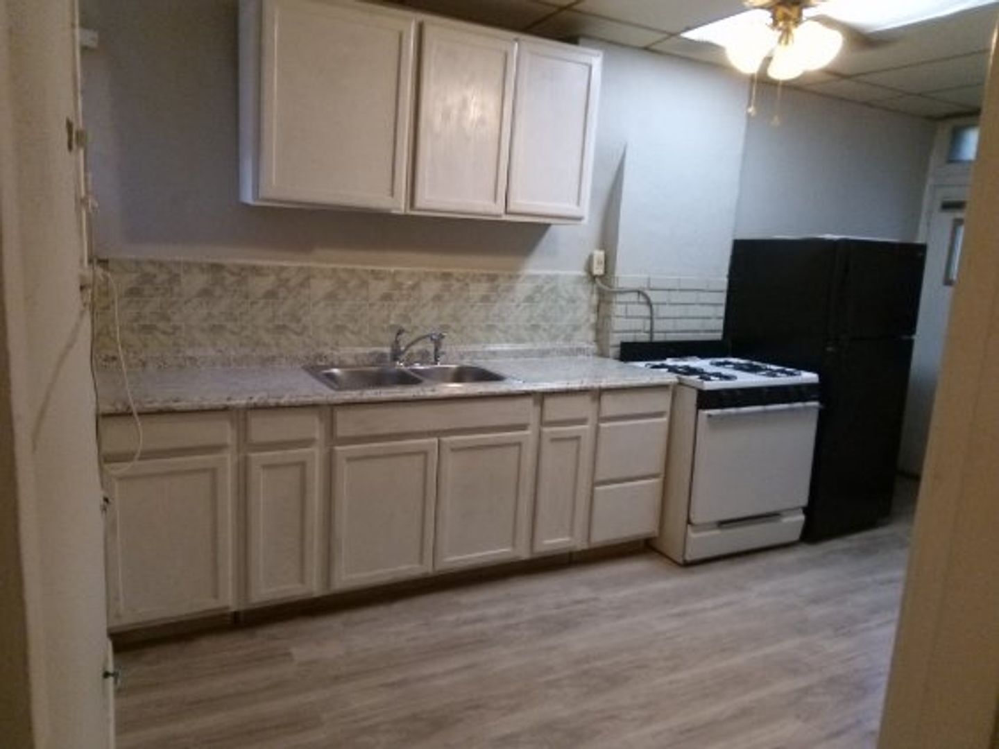 Building Photo - 4650 Pope Ave
