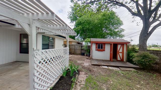 Building Photo - 606 Futrelle St