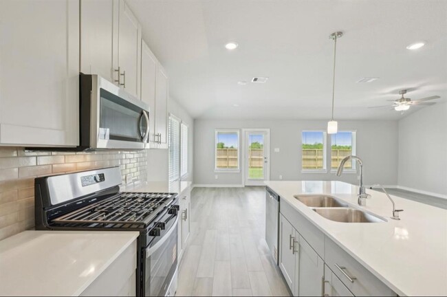 Building Photo - 3415 Zilker Ln