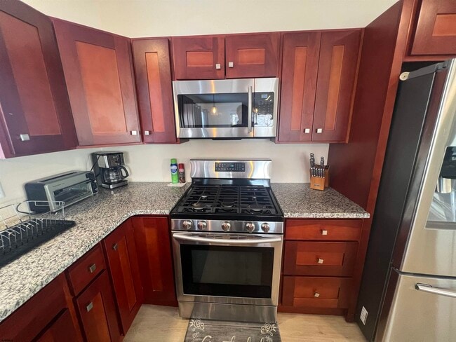 Building Photo - 239 N Derby Ave