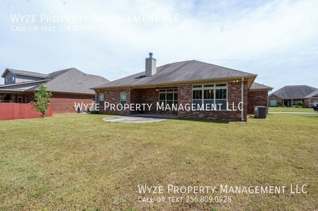 Building Photo - 410 Creekwater Cir