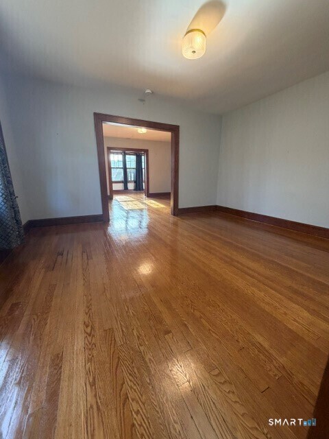 Building Photo - 78 Scofield Ave