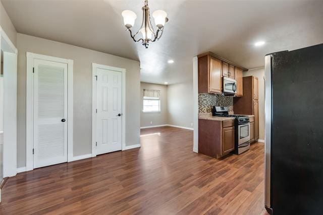 Building Photo - 336 Shoreline Dr