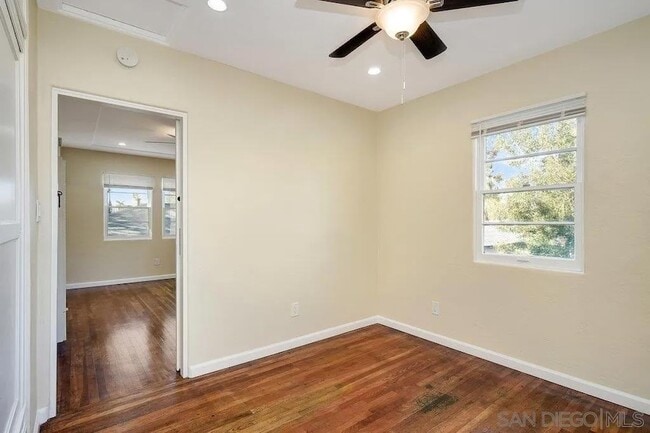 Building Photo - 4417 Van Dyke Ave