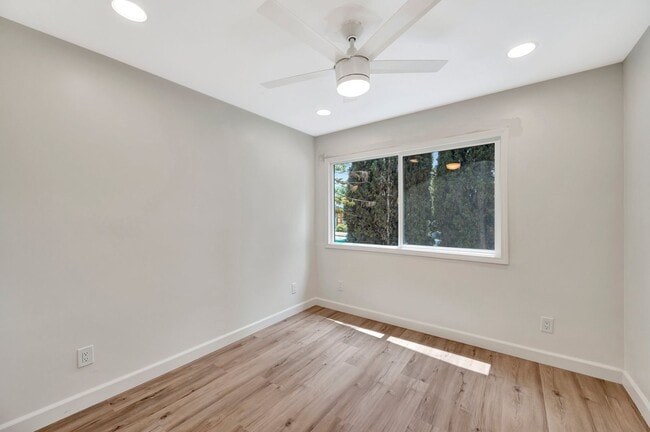 Building Photo - Single level 3 bedrooms home in San Diego ...