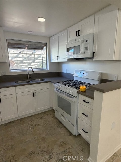 Building Photo - 15266 Ramona Blvd