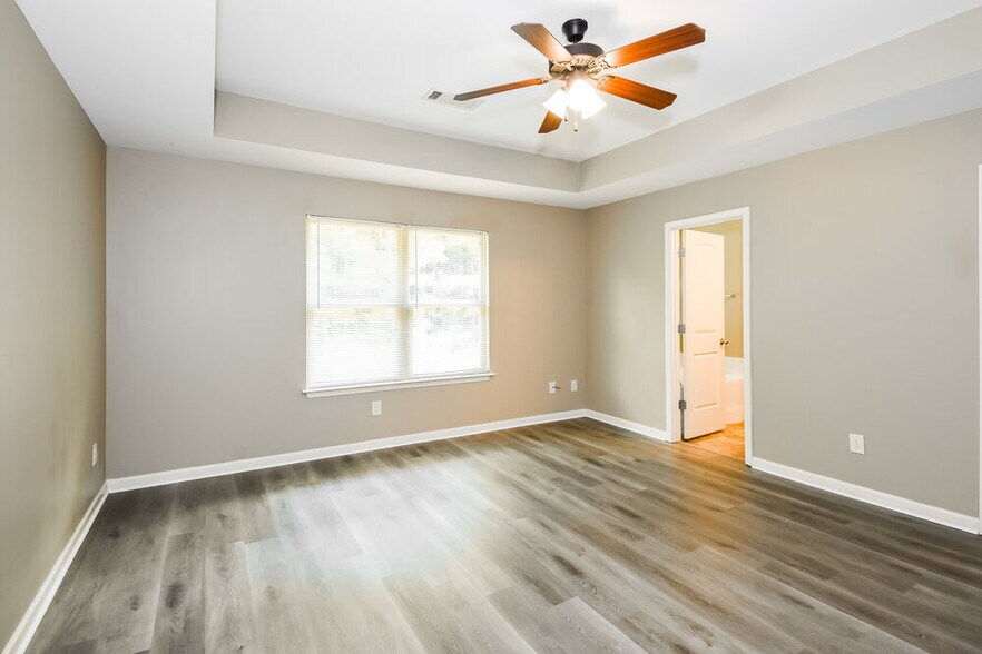 Building Photo - 216 Brightondale Blvd