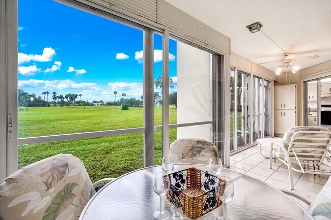 Building Photo - 3951 Via Poinciana