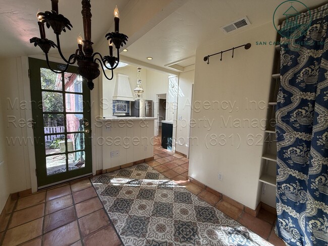 Building Photo - Charming Three Bedroom + Bonus Carmel-by-t...