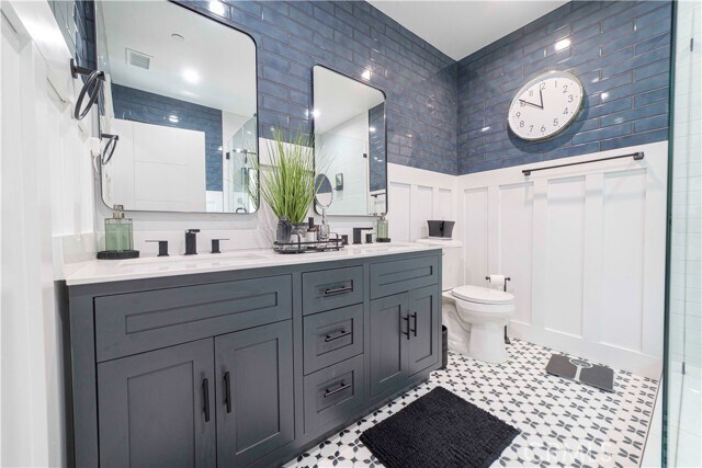 Building Photo - 3457 W 75th St