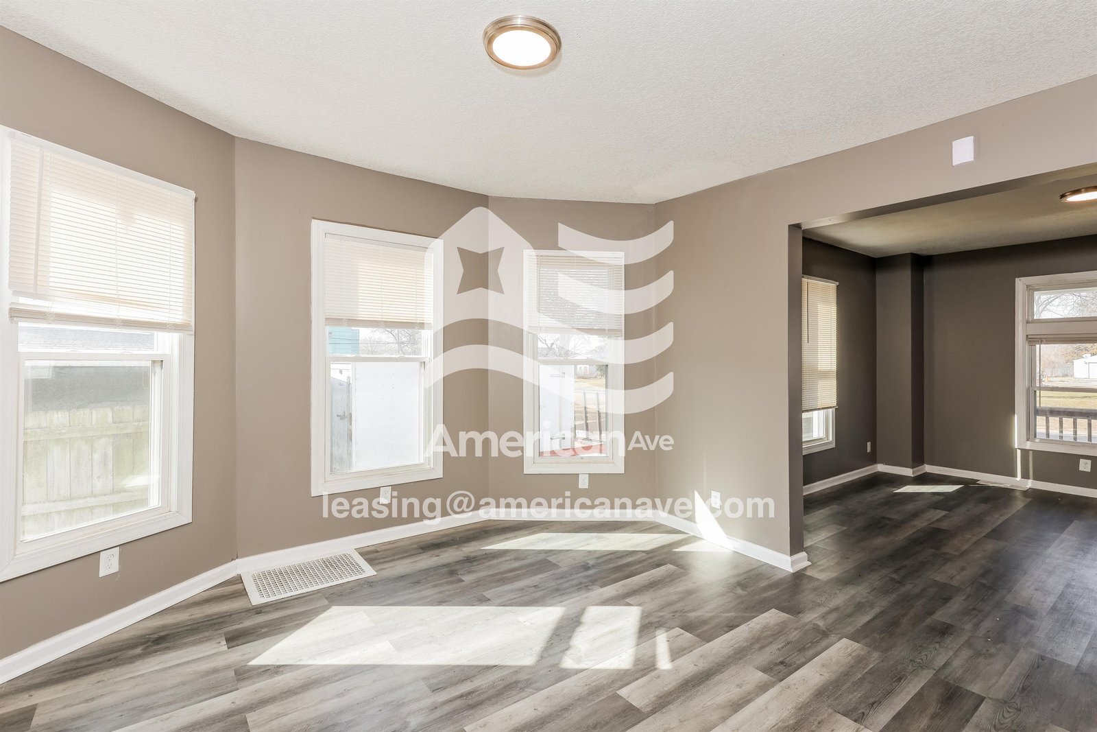 Building Photo - 532 24th Ave