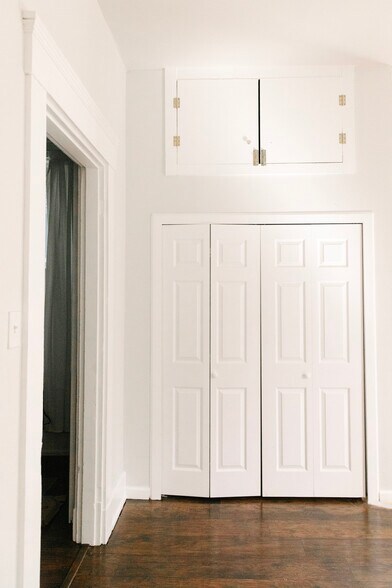 Building Photo - 124 Winkler St