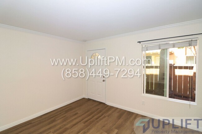 Building Photo - 1 Bed, 1 Bath Condo in Gated Community wit...